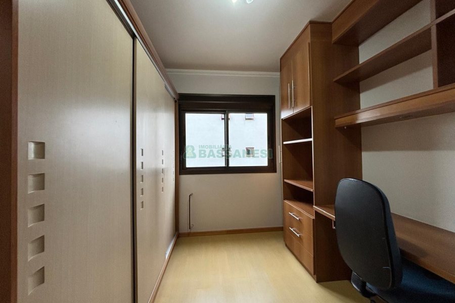 Apto Mobiliado com 115m², 3 dormitórios, 2 vagas, no bairro Jardim América em Caxias do Sul para Alugar