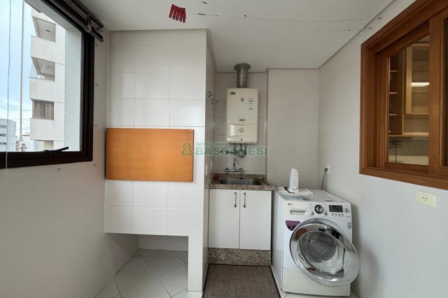 Apto Mobiliado com 115m², 3 dormitórios, 2 vagas, no bairro Jardim América em Caxias do Sul para Alugar