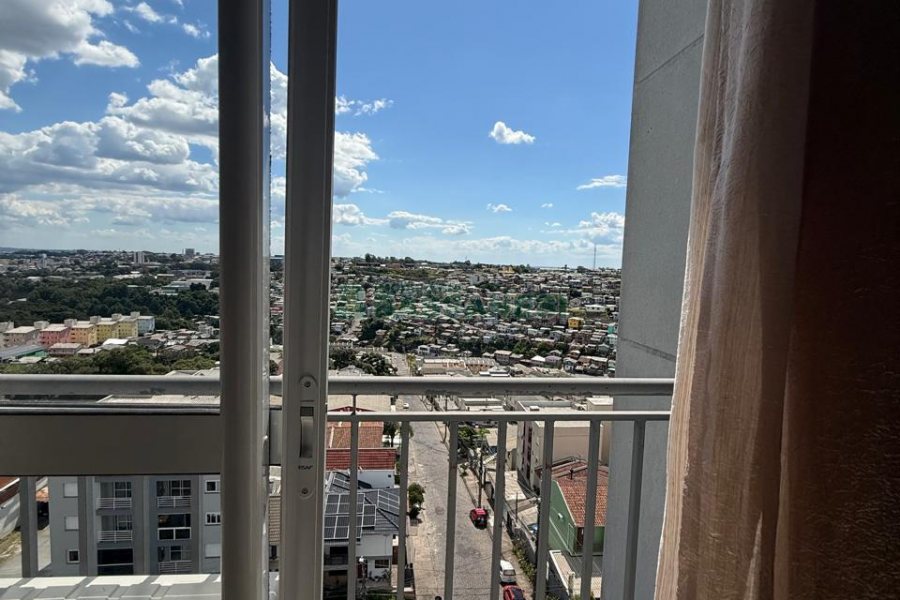 Apto Mobiliado com 67m², 2 dormitórios, 1 vaga, no bairro Parque Oasis em Caxias do Sul para Alugar