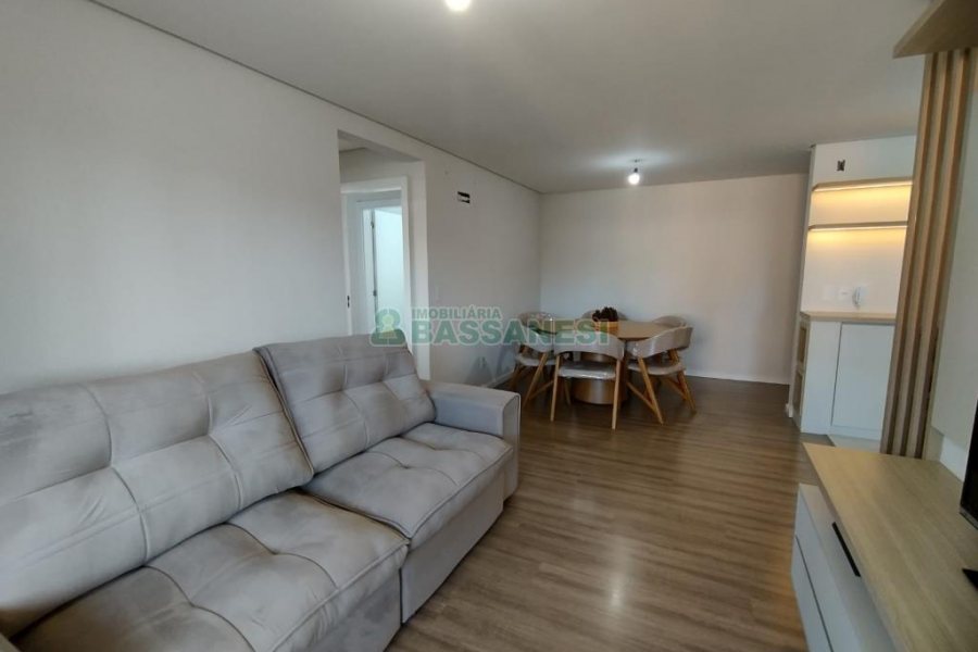 Apartamento com 79m², 2 dormitórios, 1 vaga, no bairro Pio X em Caxias do Sul para Comprar