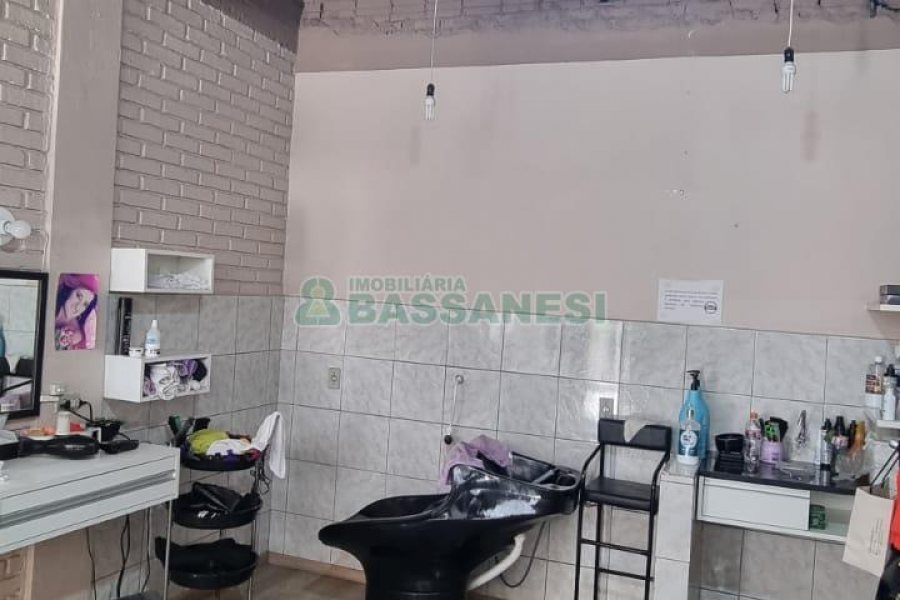 Sala com 64m², no bairro São Ciro em Caxias do Sul para Comprar