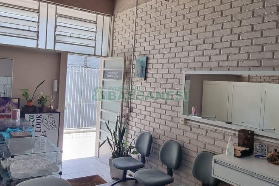 Sala com 64m², no bairro São Ciro em Caxias do Sul para Comprar