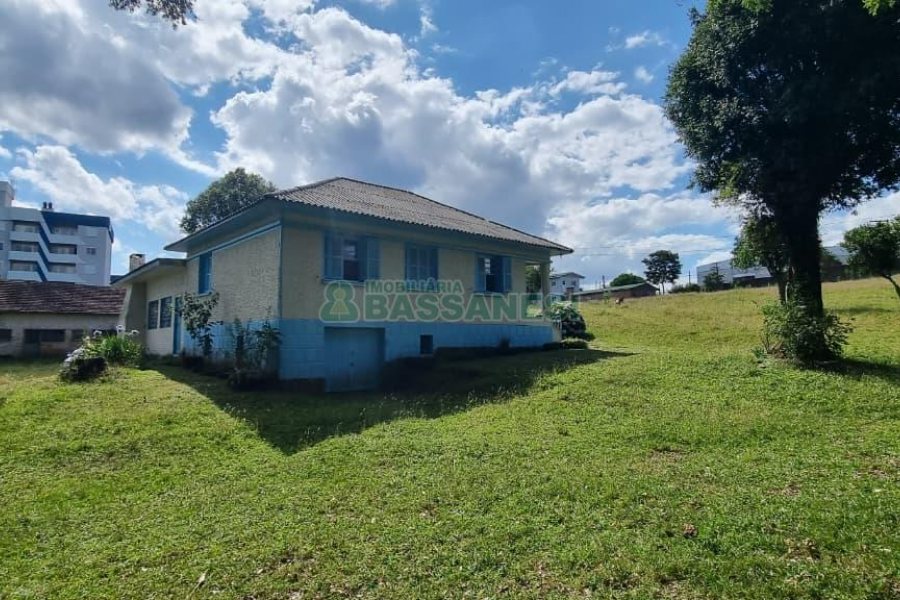 Terreno, no bairro Nossa Senhora do Rosário em Caxias do Sul para Comprar