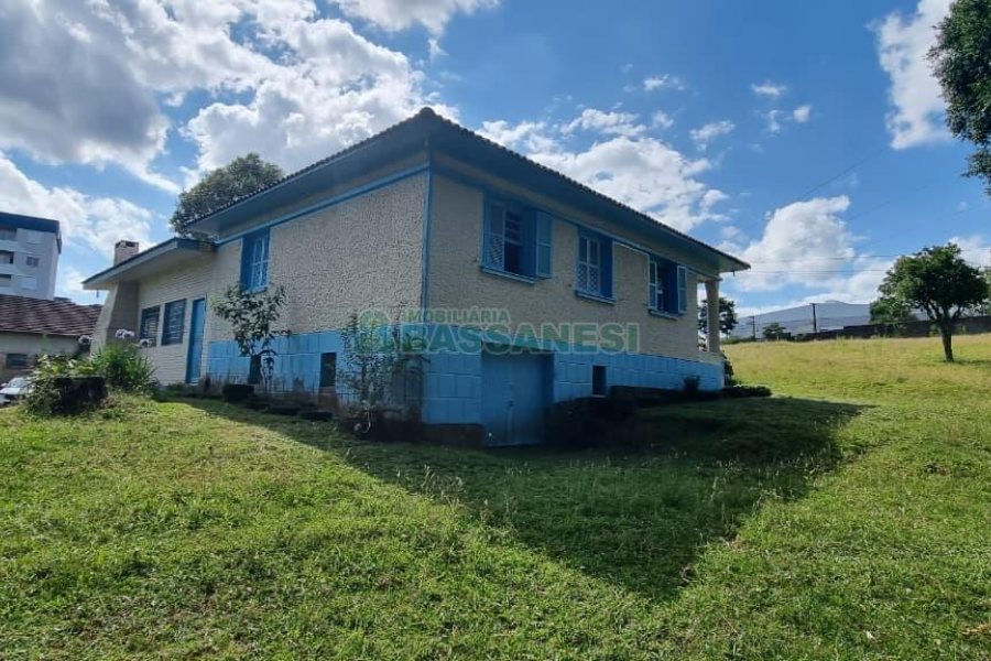 Terreno, no bairro Nossa Senhora do Rosário em Caxias do Sul para Comprar
