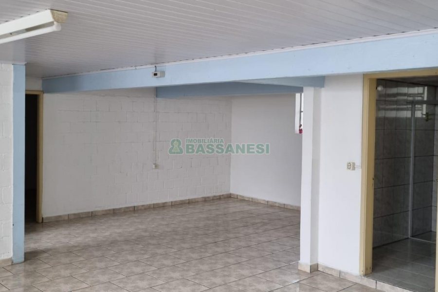 Casa com 130m², 4 dormitórios, 1 vaga, no bairro Jardim Eldorado em Caxias do Sul para Comprar