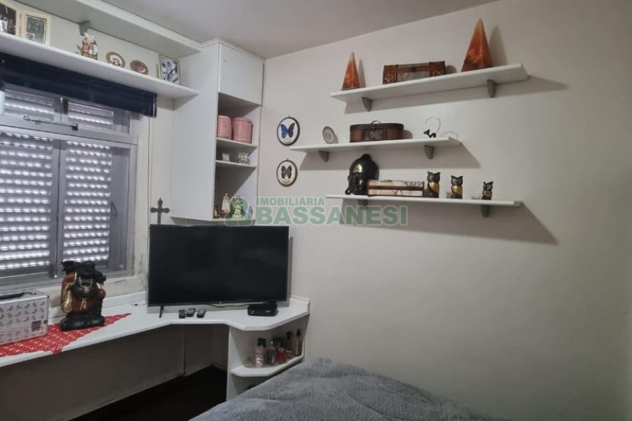 Apartamento com 103m², 3 dormitórios, no bairro Centro em Caxias do Sul para Comprar