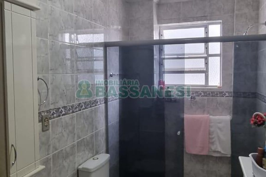 Apartamento com 103m², 3 dormitórios, no bairro Centro em Caxias do Sul para Comprar