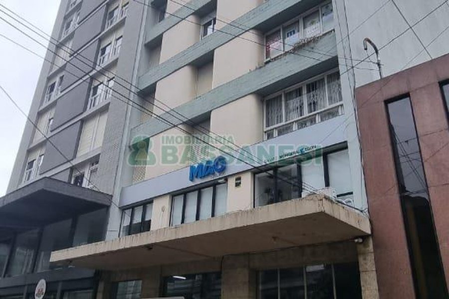 Apartamento com 103m², 3 dormitórios, no bairro Centro em Caxias do Sul para Comprar