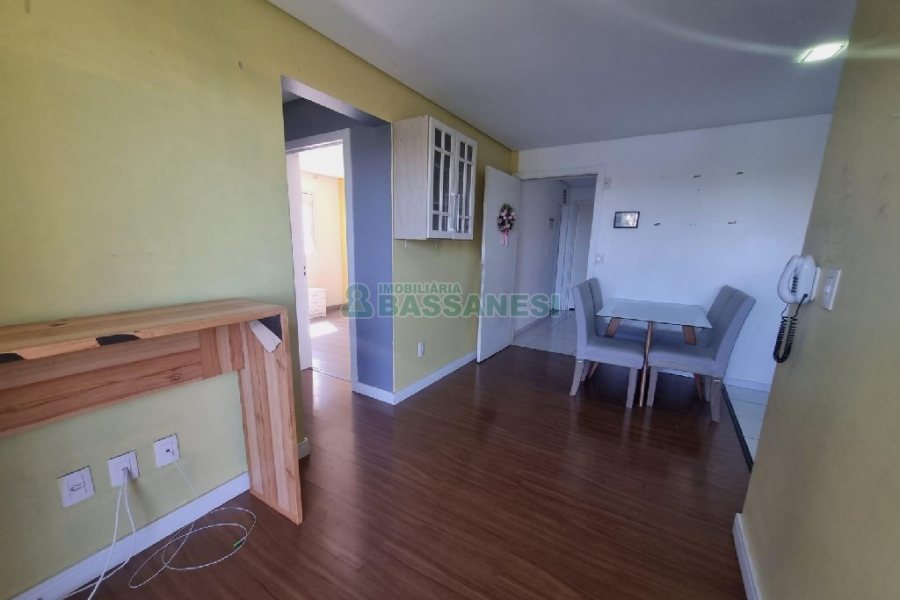 Apartamento com 62m², 2 dormitórios, 1 vaga, no bairro Desvio Rizzo em Caxias do Sul para Alugar
