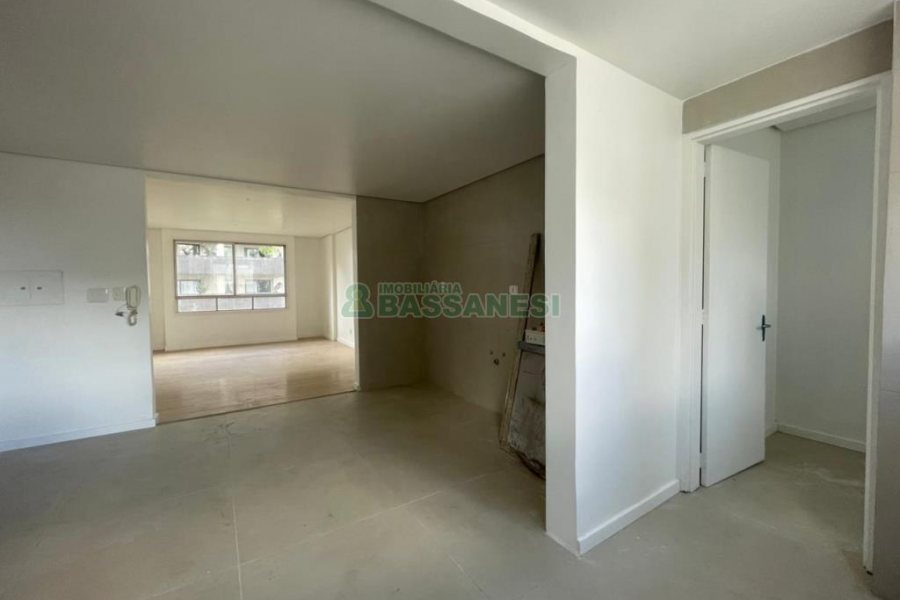 Apartamento com 99m², 2 dormitórios, 1 vaga, no bairro Centro em Caxias do Sul para Comprar