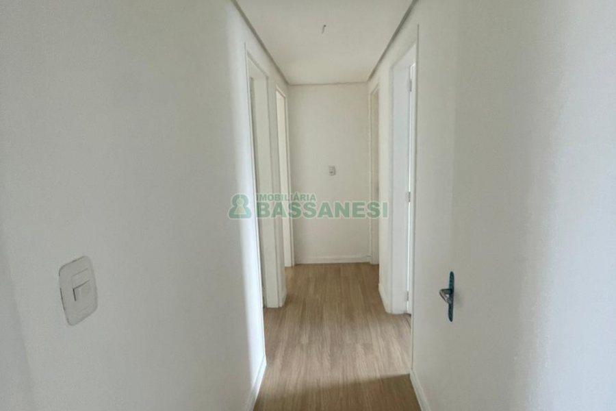 Apartamento com 99m², 2 dormitórios, 1 vaga, no bairro Centro em Caxias do Sul para Comprar