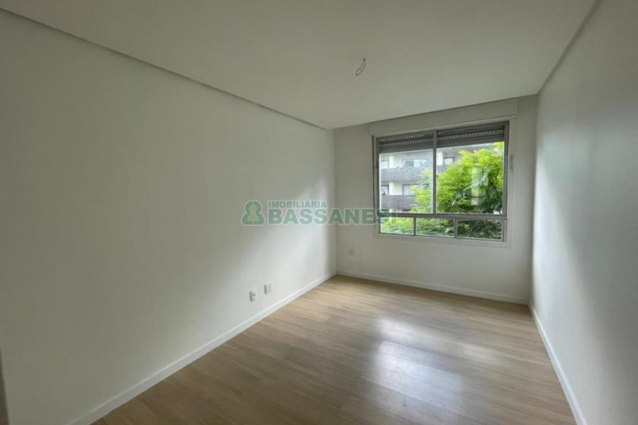 Apartamento com 99m², 2 dormitórios, 1 vaga, no bairro Centro em Caxias do Sul para Comprar