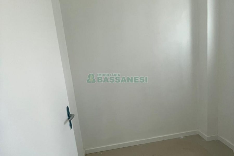 Apartamento com 99m², 2 dormitórios, 1 vaga, no bairro Centro em Caxias do Sul para Comprar