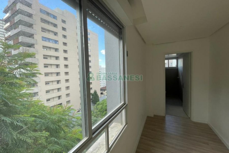 Apartamento com 99m², 2 dormitórios, 1 vaga, no bairro Centro em Caxias do Sul para Comprar