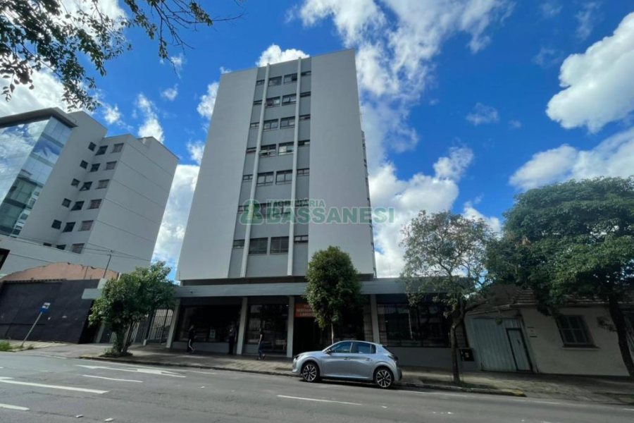 Apartamento com 37m², 1 dormitório, no bairro Centro em Caxias do Sul para Comprar