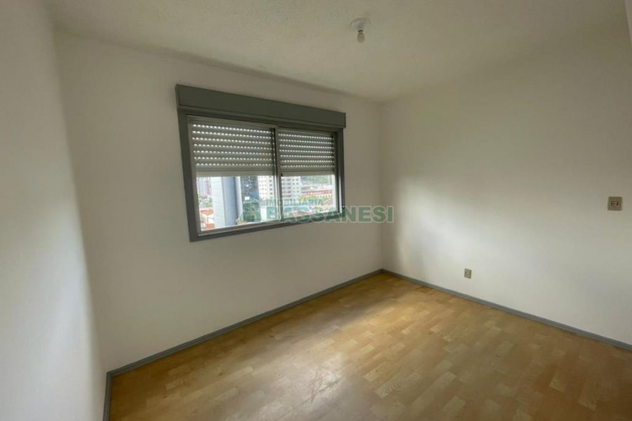 Apartamento com 37m², 1 dormitório, no bairro Centro em Caxias do Sul para Comprar