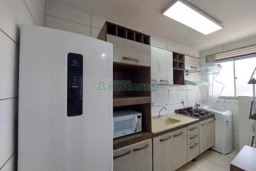 Apto Mobiliado com 49m², 2 dormitórios, 1 vaga, no bairro Bela Vista em Caxias do Sul para Alugar