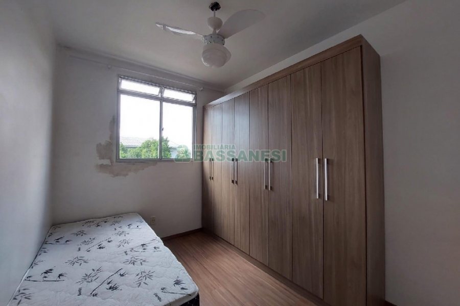 Apto Mobiliado com 49m², 2 dormitórios, 1 vaga, no bairro Bela Vista em Caxias do Sul para Alugar