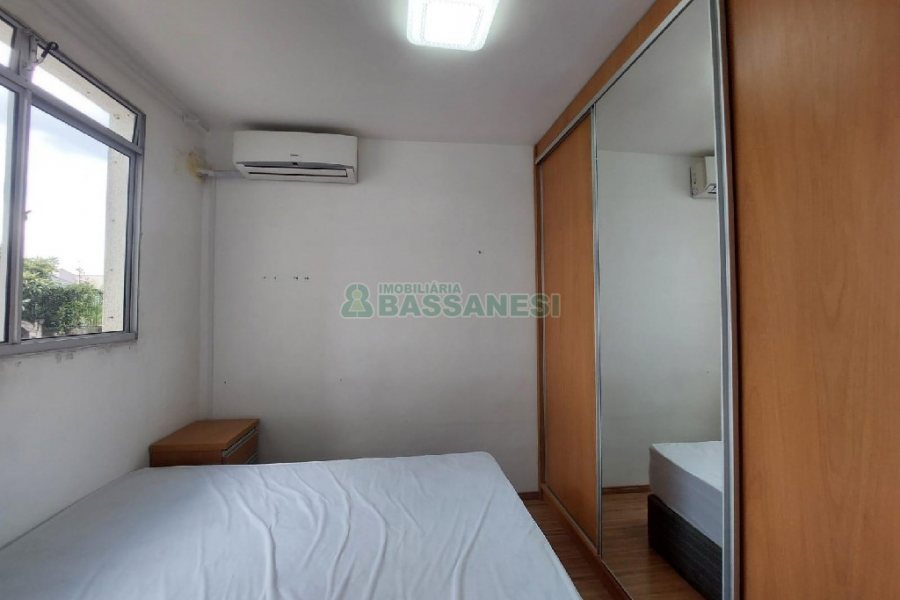 Apto Mobiliado com 49m², 2 dormitórios, 1 vaga, no bairro Bela Vista em Caxias do Sul para Alugar