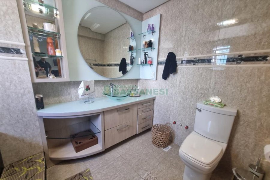 Apartamento com 203m², 3 dormitórios, 3 vagas, no bairro Sagrada Família em Caxias do Sul para Comprar