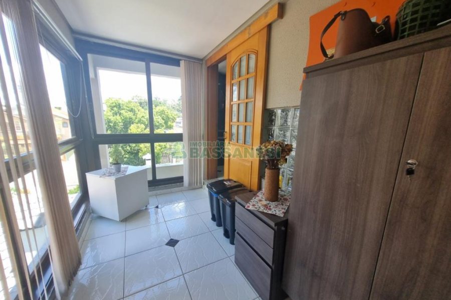 Apartamento com 203m², 3 dormitórios, 3 vagas, no bairro Sagrada Família em Caxias do Sul para Comprar