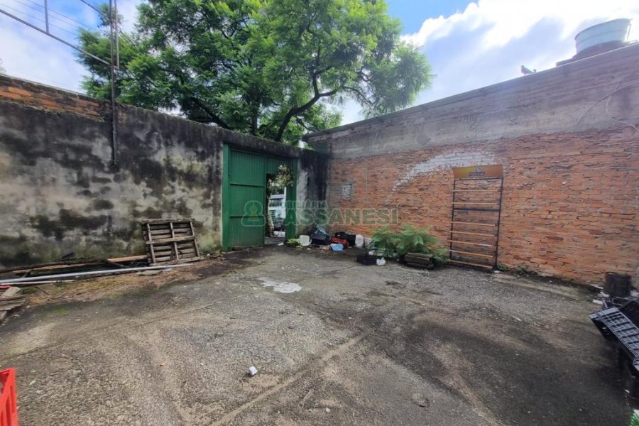 Terreno com 176m², no bairro Cristo Redentor em Caxias do Sul para Comprar