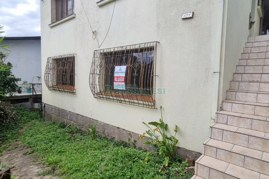 Apartamento com 80m², 3 dormitórios, 1 vaga, no bairro Sagrada Família em Caxias do Sul para Alugar