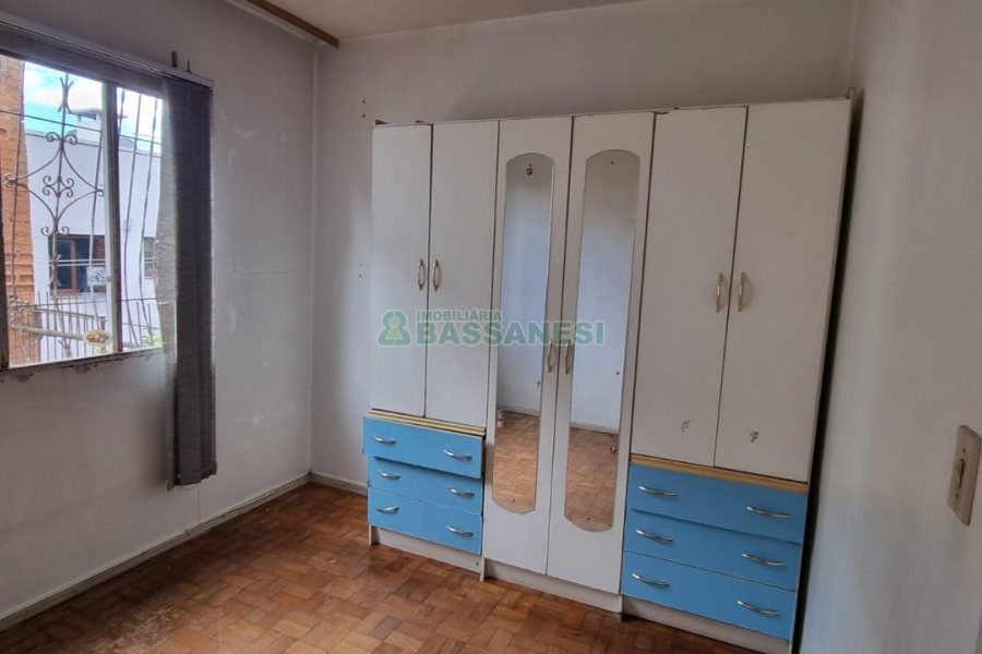Apartamento com 80m², 3 dormitórios, 1 vaga, no bairro Sagrada Família em Caxias do Sul para Alugar