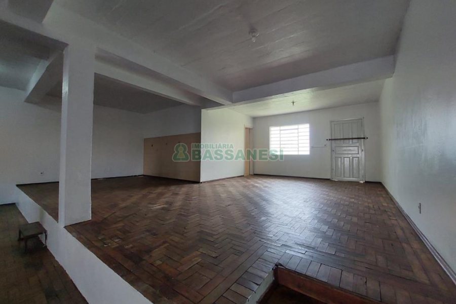 Loja com 100m², 1 vaga, no bairro Rio Branco em Caxias do Sul para Alugar