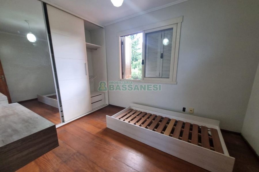 Apartamento com 109m², 2 dormitórios, 1 vaga, no bairro Medianeira em Caxias do Sul para Alugar