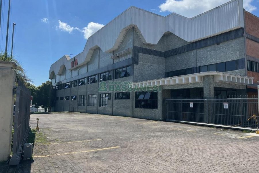 Pavilhão com 8000m², no bairro Santa Catarina em Caxias do Sul para Alugar