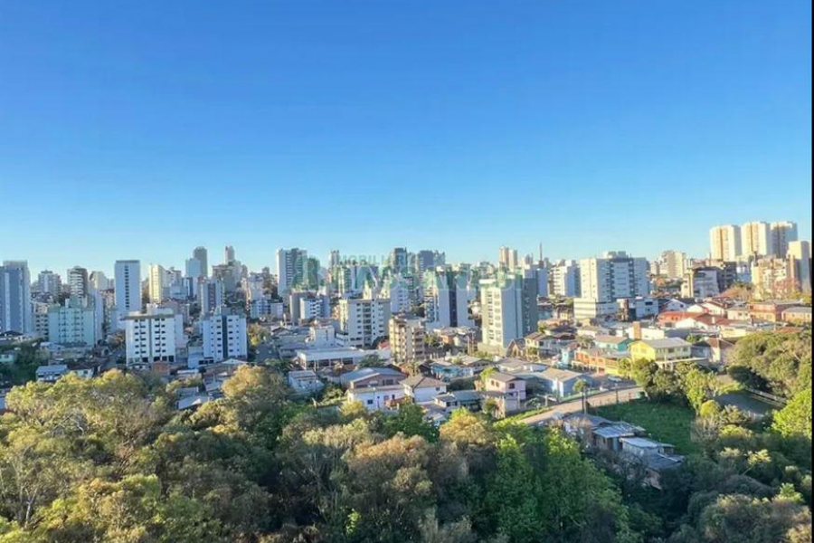 Apartamento com 58m², 2 dormitórios, 1 vaga, no bairro Panazzolo em Caxias do Sul para Alugar