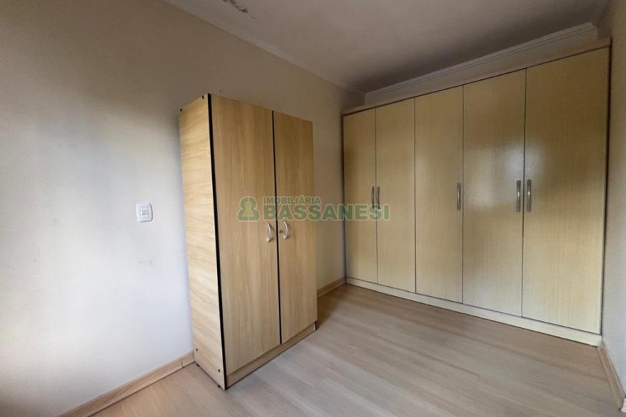 Casa com 180m², 3 dormitórios, 3 vagas, no bairro Vila Verde em Caxias do Sul para Alugar