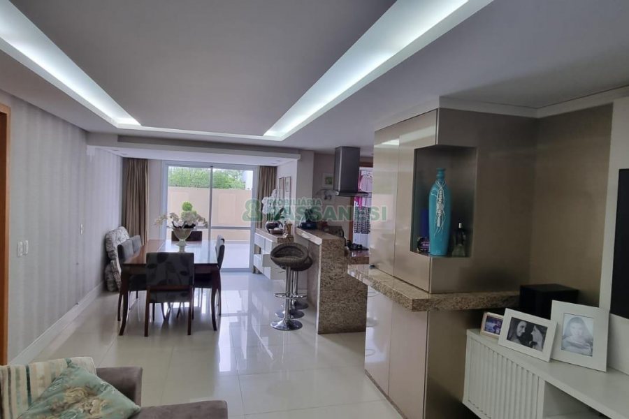 Apartamento com 172m², 2 dormitórios, 2 vagas, no bairro Jardim América em Caxias do Sul para Comprar