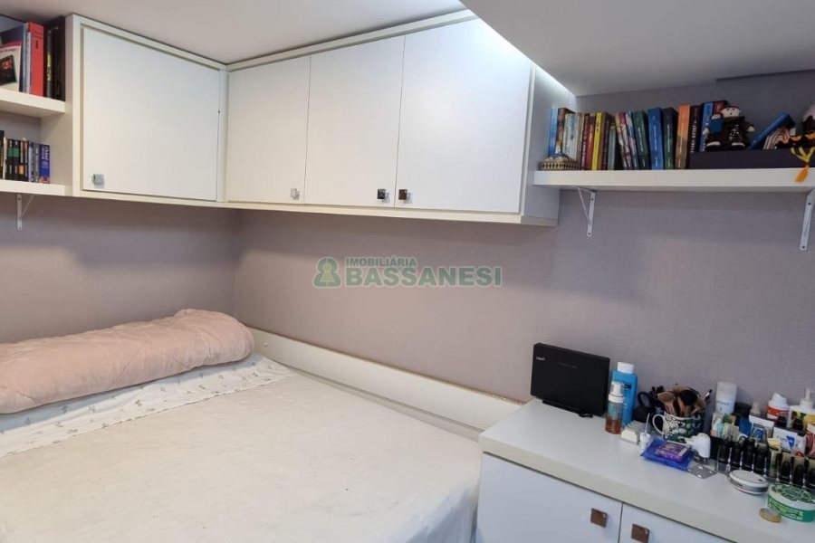 Apartamento com 172m², 2 dormitórios, 2 vagas, no bairro Jardim América em Caxias do Sul para Comprar