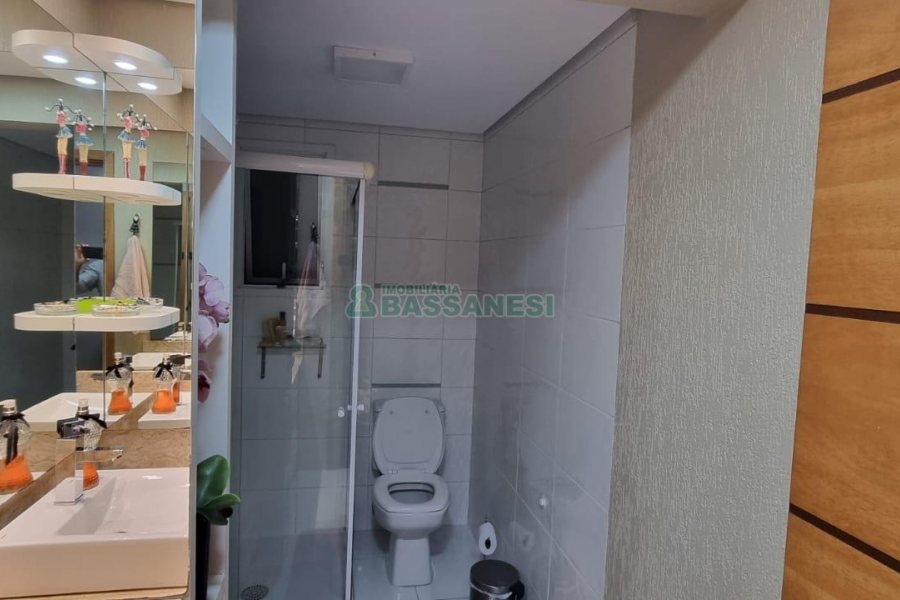 Apartamento com 172m², 2 dormitórios, 2 vagas, no bairro Jardim América em Caxias do Sul para Comprar