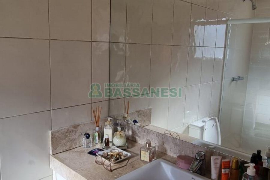 Apartamento com 172m², 2 dormitórios, 2 vagas, no bairro Jardim América em Caxias do Sul para Comprar