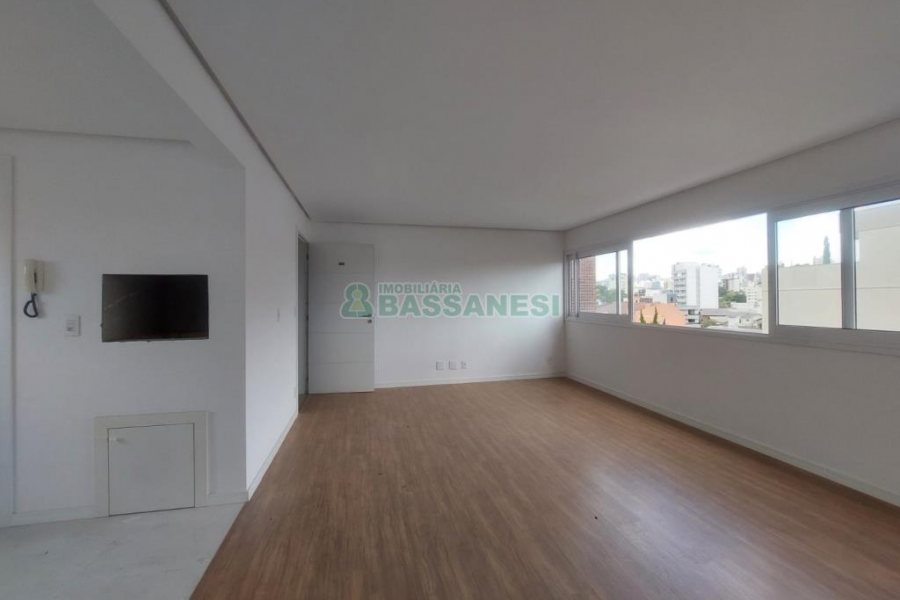 Apartamento com 85m², 2 dormitórios, 2 vagas, no bairro Pio X em Caxias do Sul para Alugar