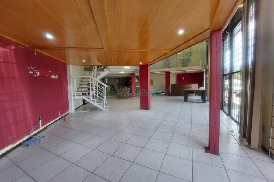 Loja com 306m², no bairro Santa Catarina em Caxias do Sul para Alugar