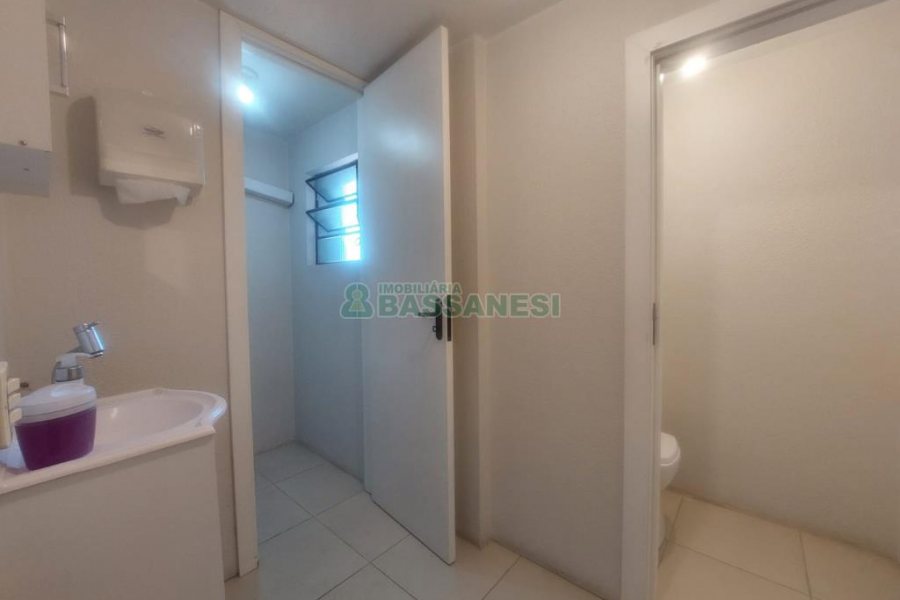 Loja com 306m², no bairro Santa Catarina em Caxias do Sul para Alugar