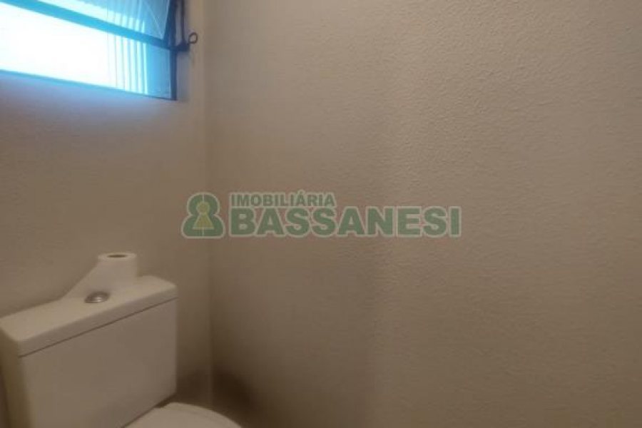 Loja com 306m², no bairro Santa Catarina em Caxias do Sul para Alugar