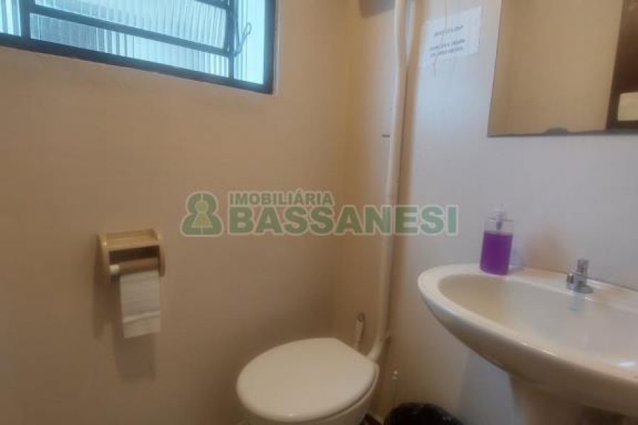 Loja com 306m², no bairro Santa Catarina em Caxias do Sul para Alugar