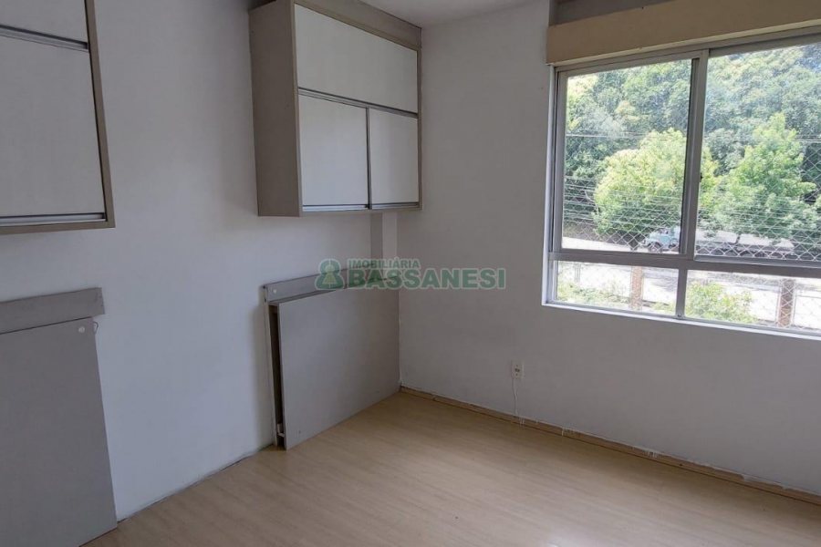 Apartamento, 2 dormitórios, 1 vaga, no bairro Lourdes em Caxias do Sul para Alugar