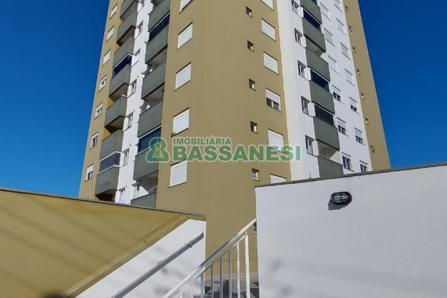 Apartamento com 54m², 2 dormitórios, 1 vaga, no bairro Santa Catarina em Caxias do Sul para Alugar