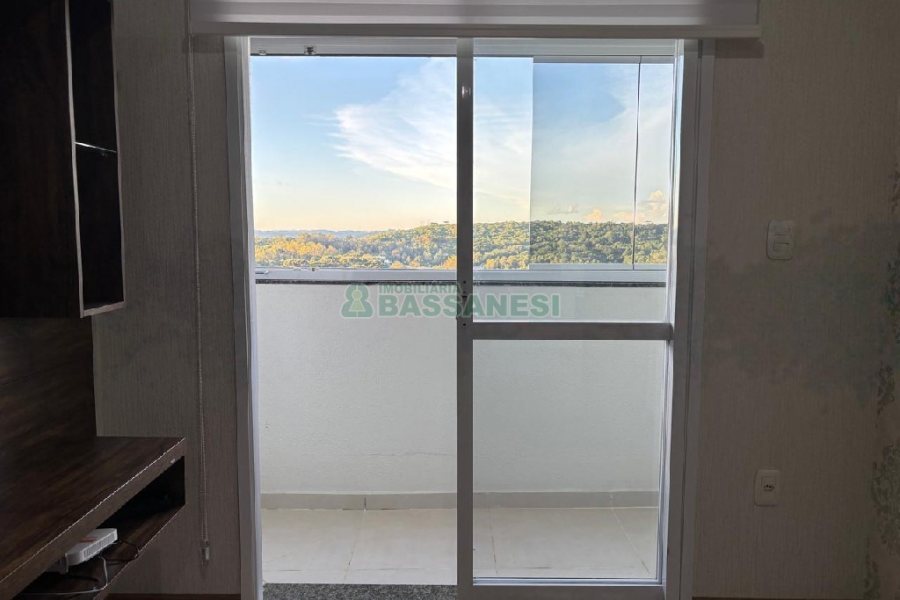 Apartamento com 54m², 2 dormitórios, 1 vaga, no bairro Santa Catarina em Caxias do Sul para Alugar