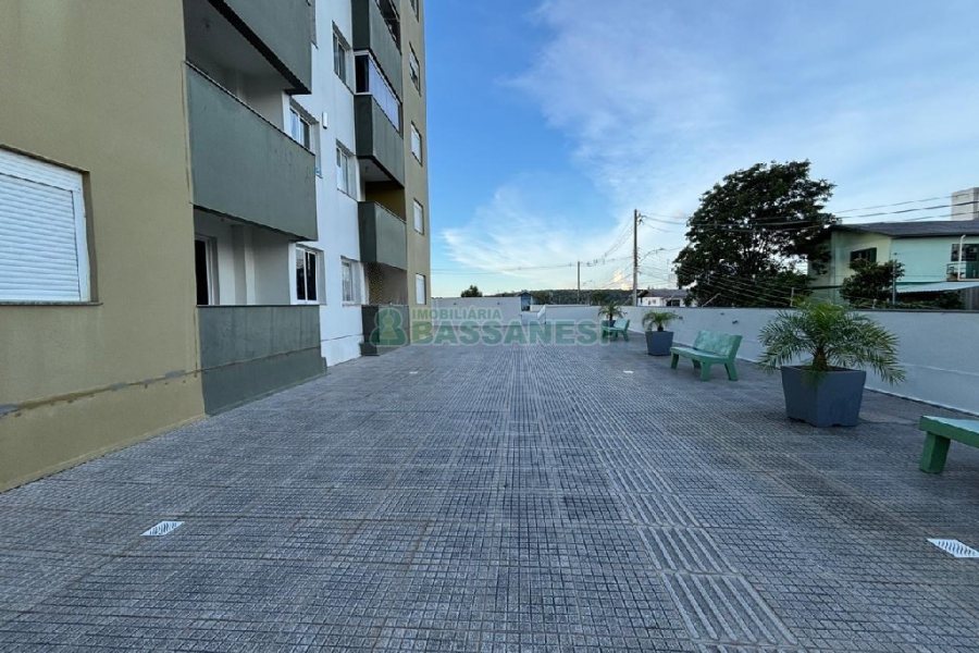 Apartamento com 54m², 2 dormitórios, 1 vaga, no bairro Santa Catarina em Caxias do Sul para Alugar