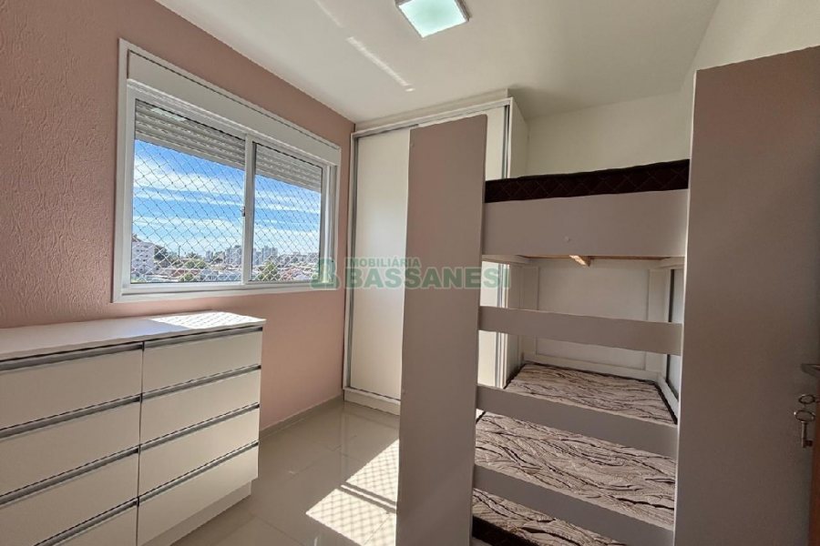 Apto Mobiliado com 50m², 2 dormitórios, 1 vaga, no bairro Jardelino Ramos em Caxias do Sul para Alugar