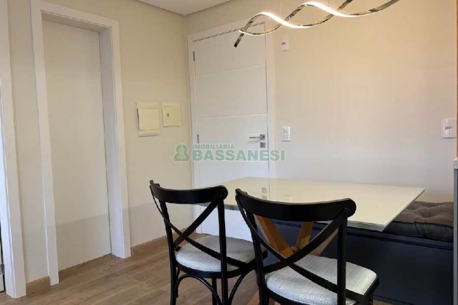 Apto Mobiliado com 52m², 1 dormitório, 1 vaga, no bairro Villagio Iguatemi em Caxias do Sul para Alugar