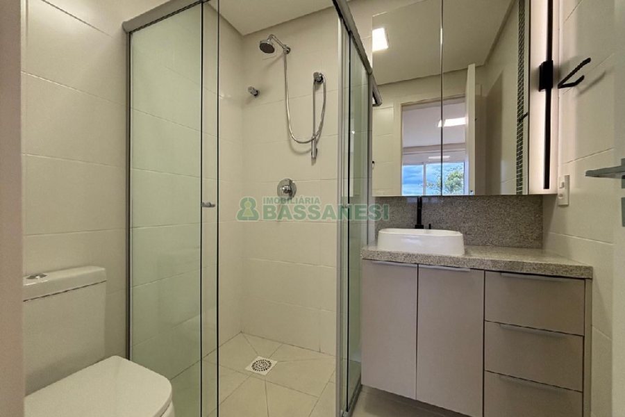 Apto Mobiliado com 52m², 1 dormitório, 1 vaga, no bairro Villagio Iguatemi em Caxias do Sul para Alugar