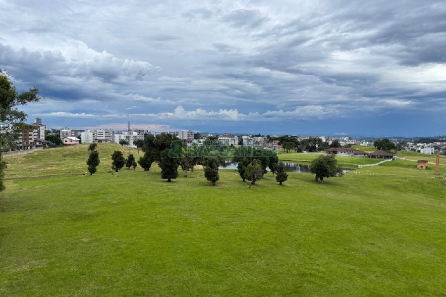 Apto Mobiliado com 52m², 1 dormitório, 1 vaga, no bairro Villagio Iguatemi em Caxias do Sul para Alugar